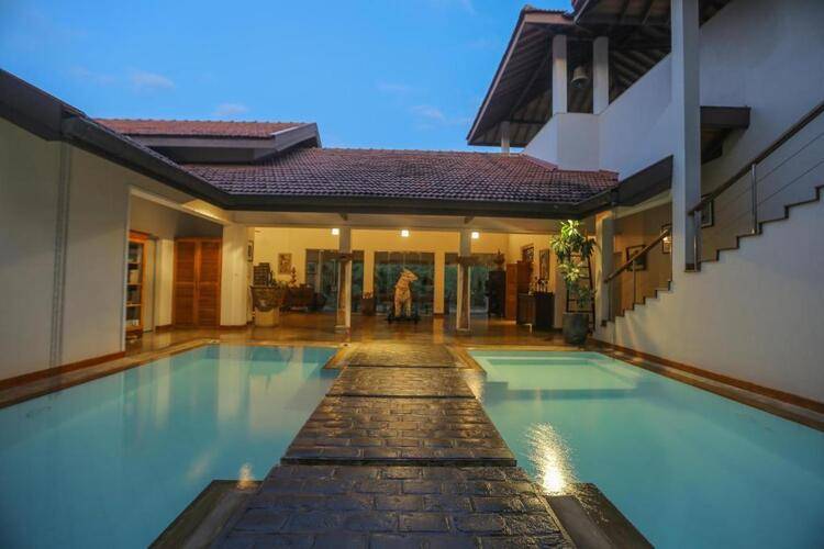 Villa Hundira