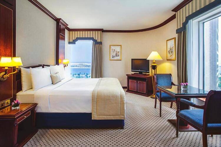 Corniche Hotel Abu Dhabi