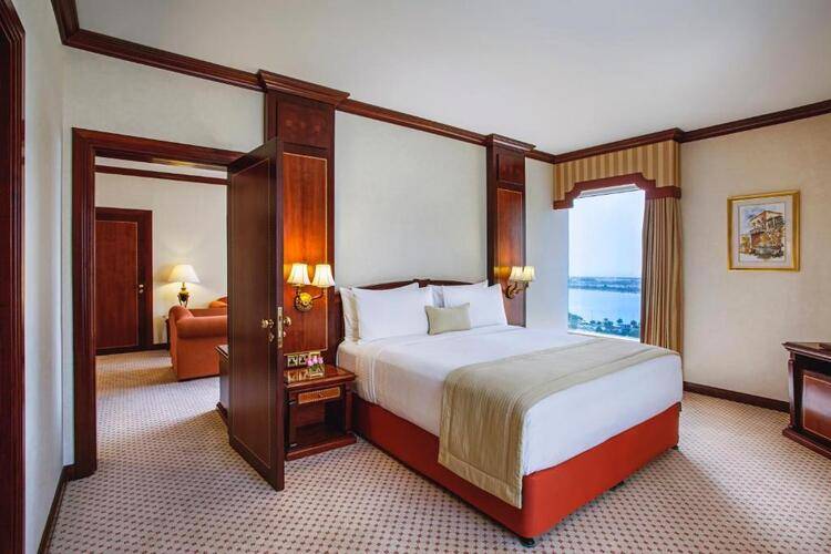 Corniche Hotel Abu Dhabi