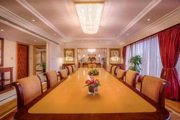 Corniche Hotel Abu Dhabi