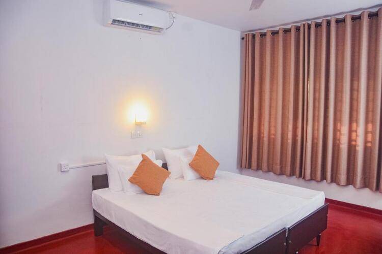 Jlh Beach Hotel