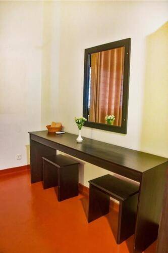 Jlh Beach Hotel