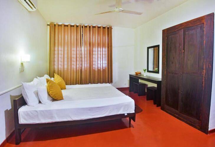 Jlh Beach Hotel