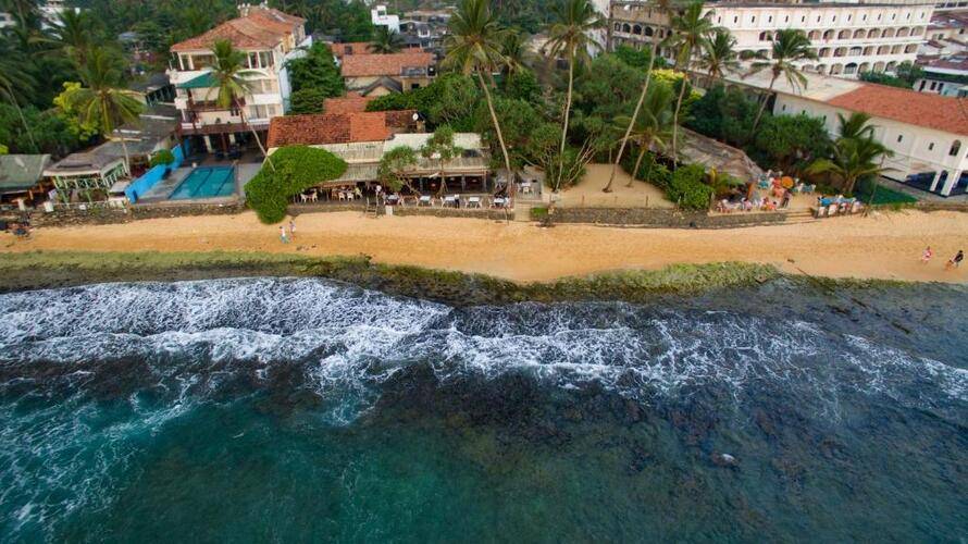 Jlh Beach Hotel