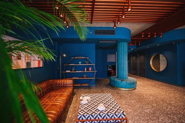 Sandali Hotel