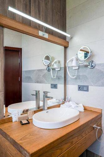 Litz Resort