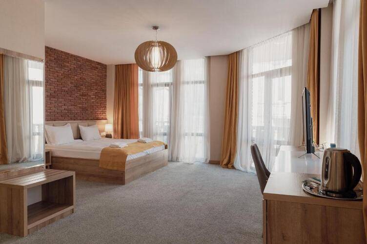 London Hotel