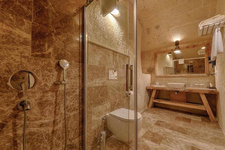 Solem Cave Suites
