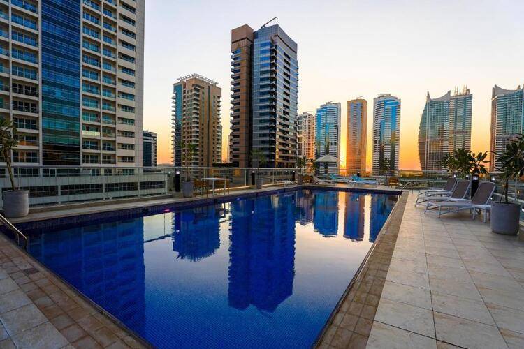 Royal Regency Suites Dubai Marina