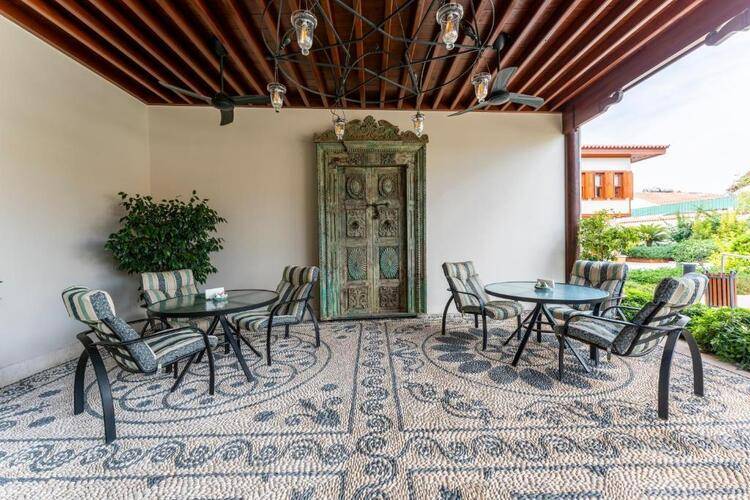 Ruinadalia Hotel