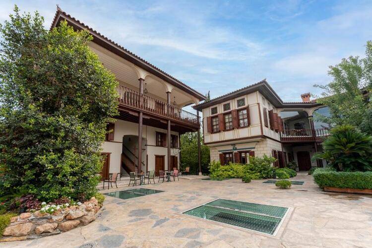 Ruinadalia Hotel