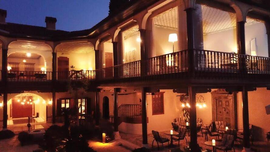 Ruinadalia Hotel