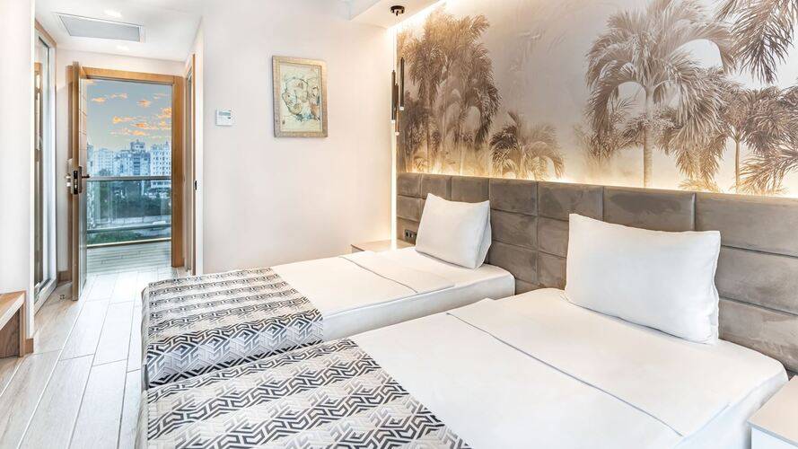 Pearly Hotel & Spa