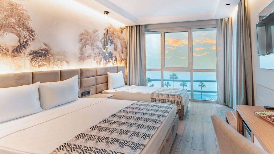 Pearly Hotel & Spa