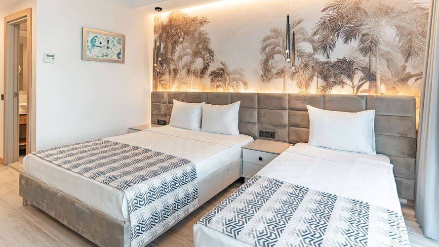 Pearly Hotel & Spa