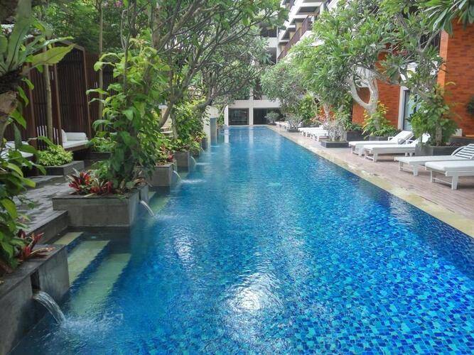 Jambuluwuk Oceano Seminyak Hotel