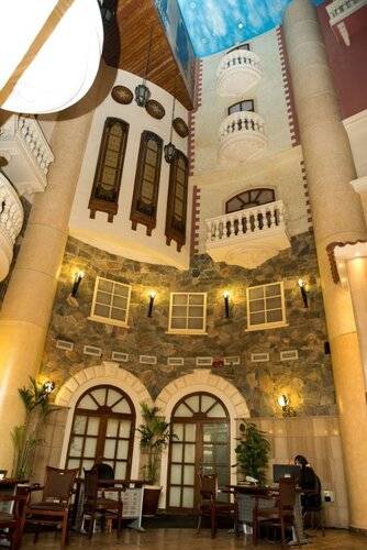 Cherry Maryski Hotel