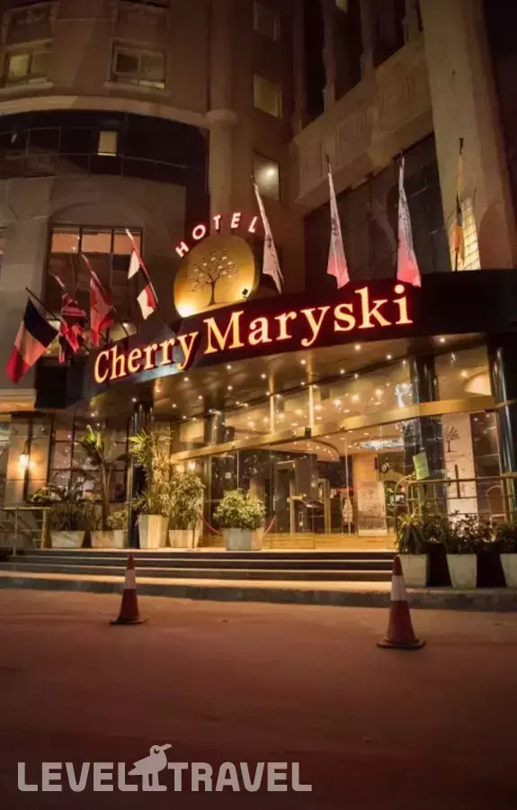 Cherry Maryski Hotel