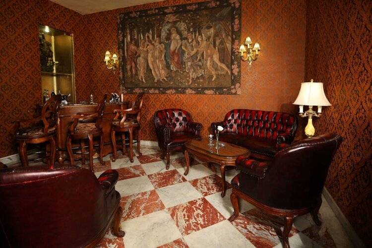 Paradise Inn Le Metropole Hotel