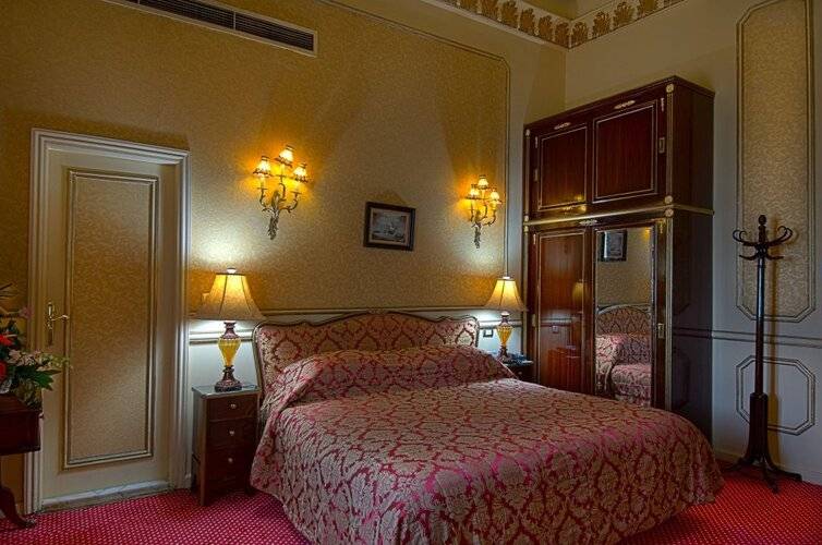 Paradise Inn Le Metropole Hotel