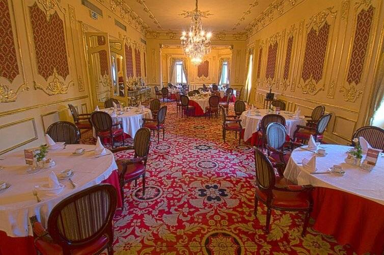 Paradise Inn Le Metropole Hotel