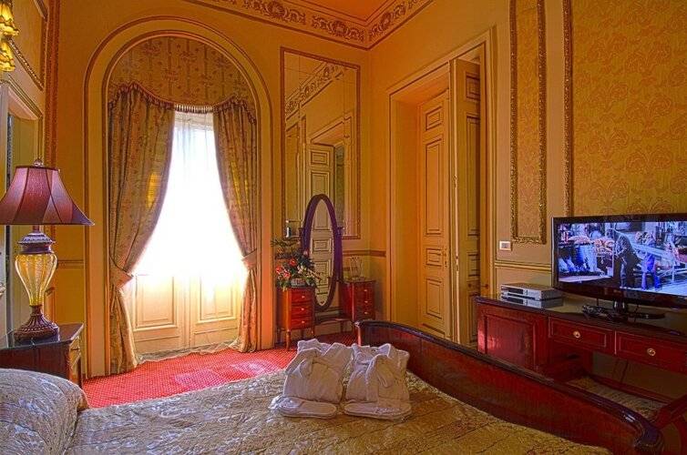 Paradise Inn Le Metropole Hotel