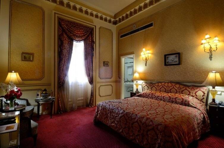 Paradise Inn Le Metropole Hotel