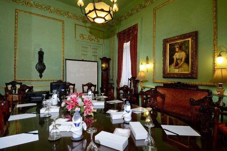 Paradise Inn Le Metropole Hotel