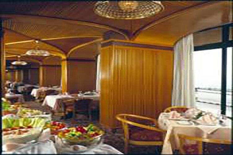 Plaza Hotel Alexandria