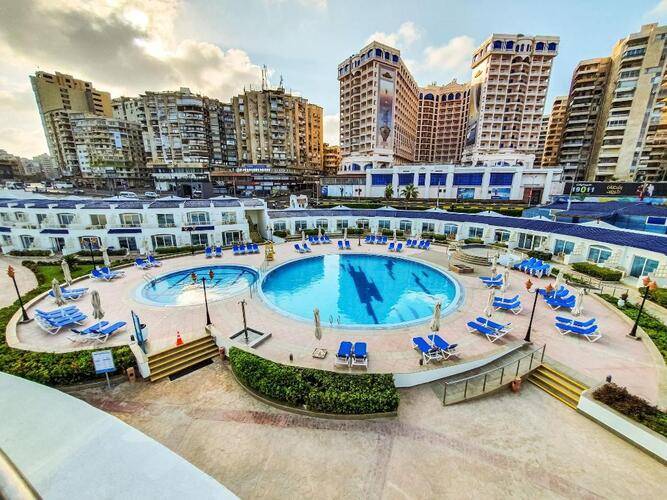 Sunrise Alex Avenue Hotel