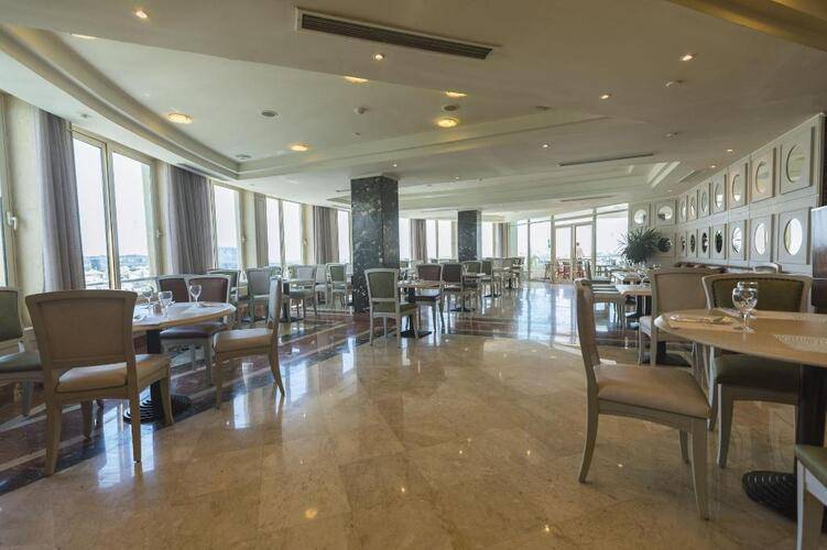 Sunrise Alex Avenue Hotel