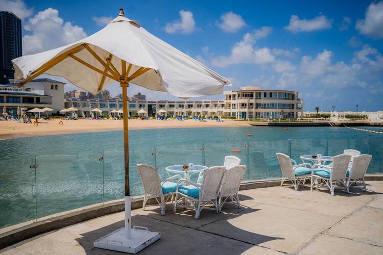 Sunrise Alex Avenue Hotel