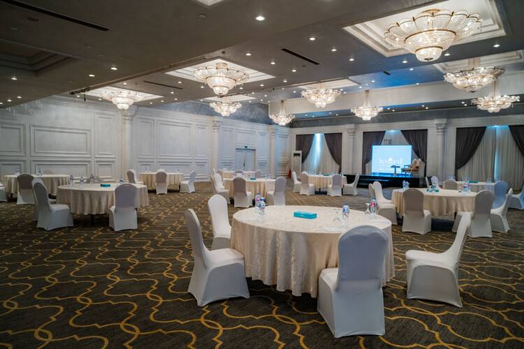 Sunrise Alex Avenue Hotel