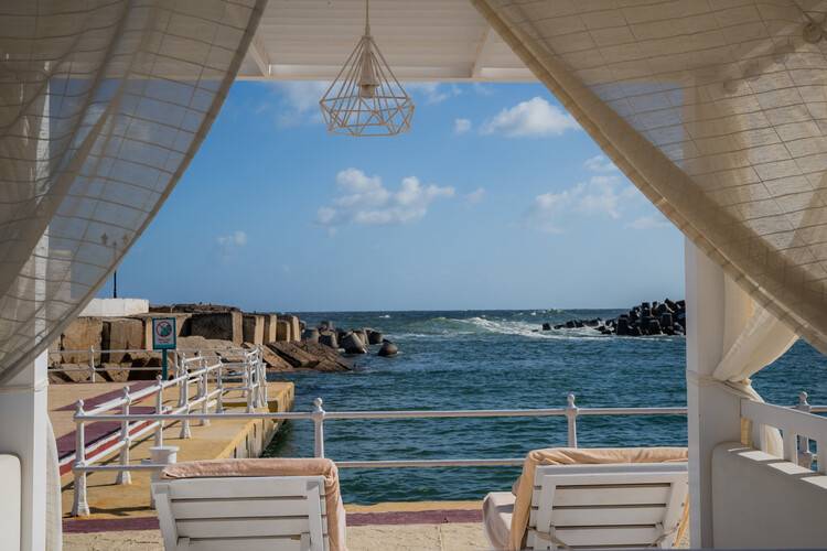 Sunrise Alex Avenue Hotel