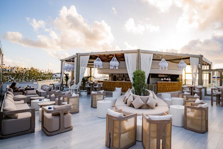 Sunrise Alex Avenue Hotel