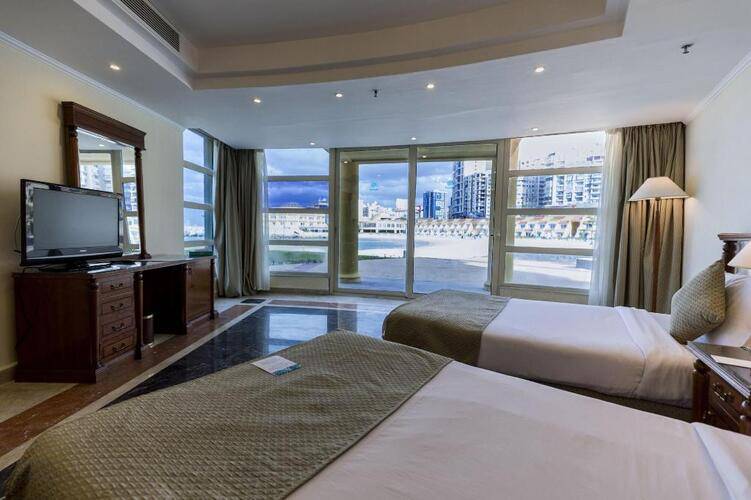 Sunrise Alex Avenue Hotel