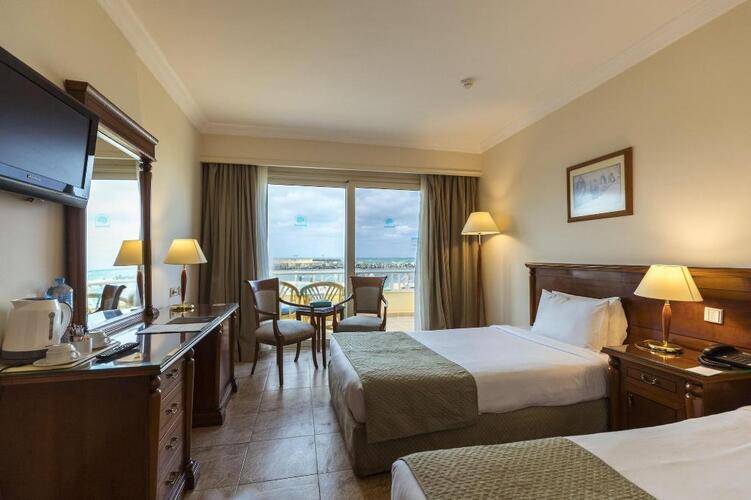 Sunrise Alex Avenue Hotel
