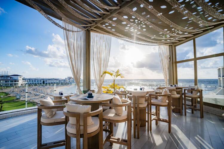 Sunrise Alex Avenue Hotel