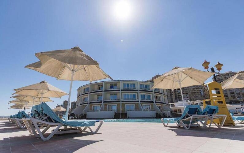 Sunrise Alex Avenue Hotel