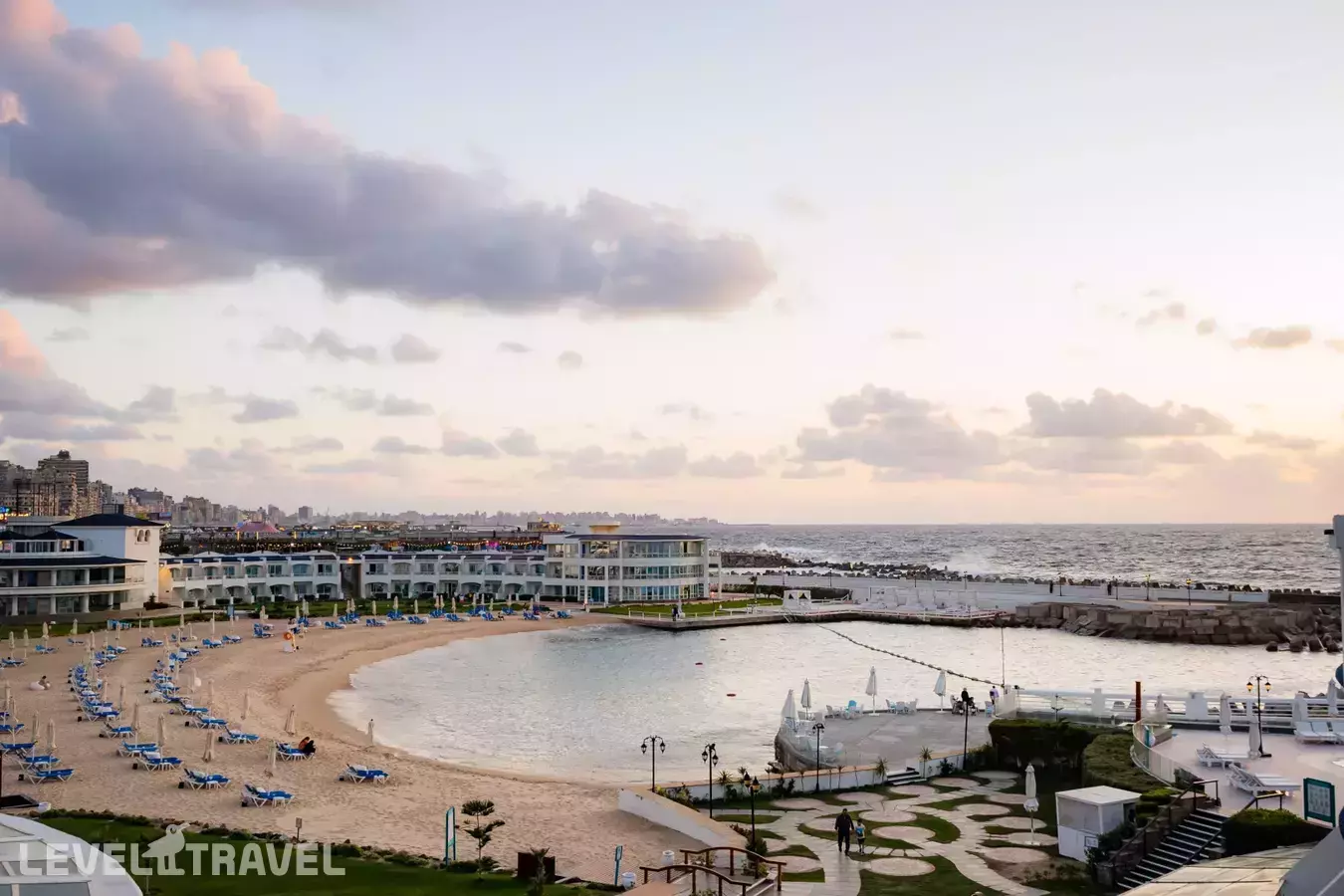 Sunrise Alex Avenue Hotel