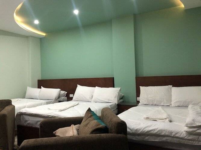 Grand Pyramids View Guesthouse