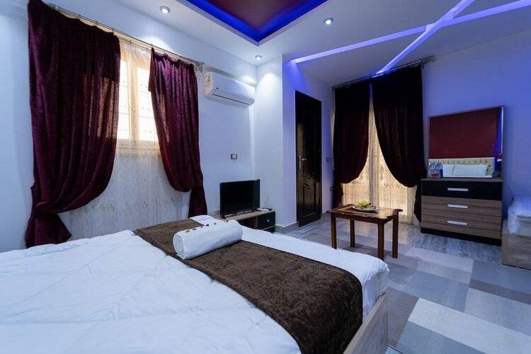 Gardenia Pyramids Hostel