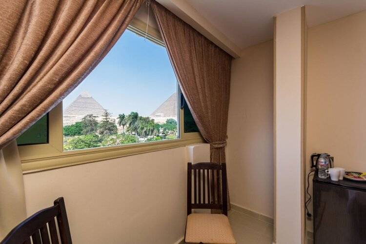 Panorama Pyramids Inn