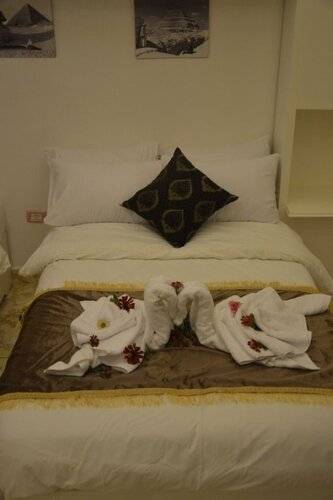Pyramids Top Inn