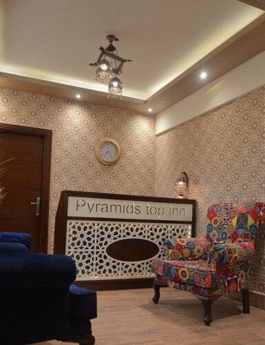 Pyramids Top Inn