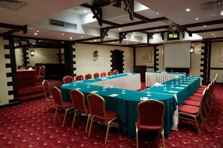 Pyramisa Suites Hotel Cairo