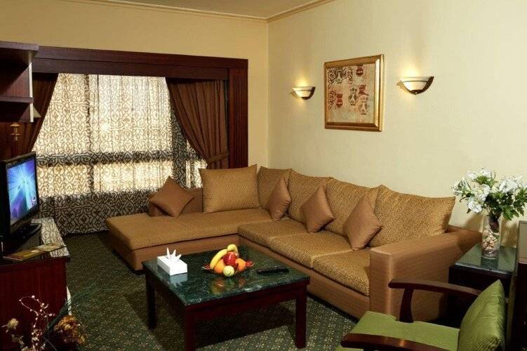 Pyramisa Suites Hotel Cairo
