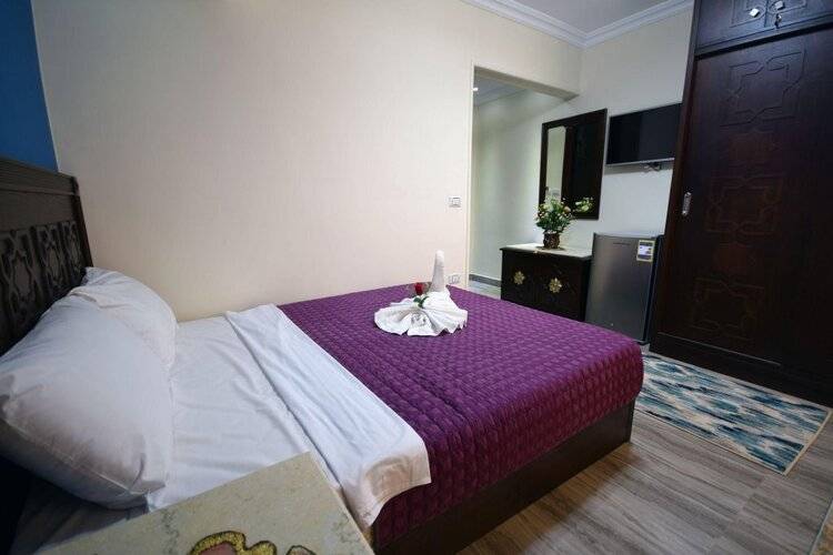 Amin Hotel