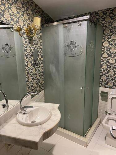 Cosmopolitan Plaza Inn