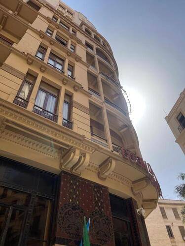 Cosmopolitan Plaza Inn